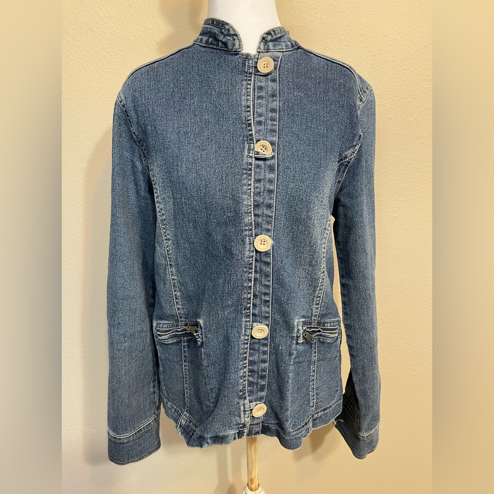 Bayo women’s Jean jacket size medium